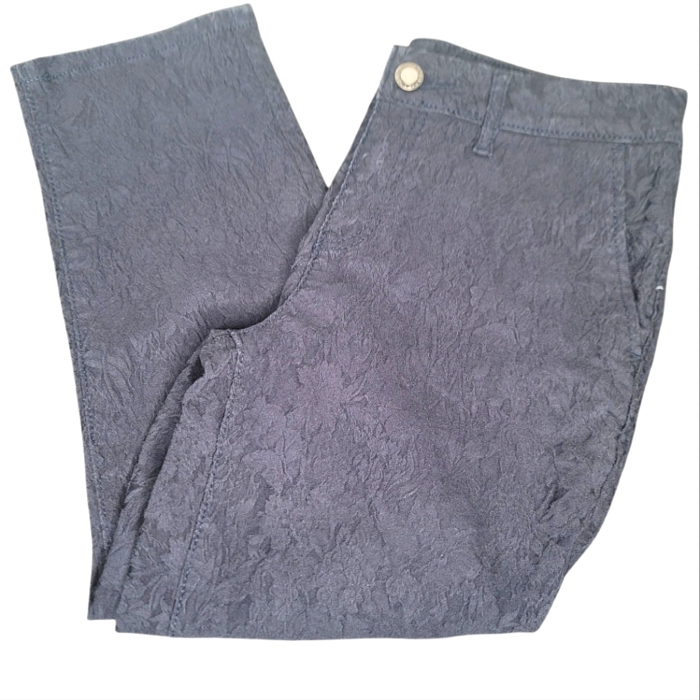 💗 $5 in BUNDLE💗Vera Wang Simply Vera pants Capri Pants Navy Blue flora Sz 8